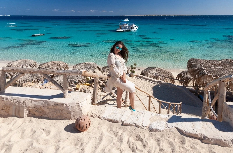 Viaggio Marsa Alam, una donna a Hurghada