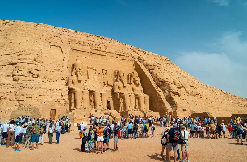 Templo de Abu Simbel en el Circuito Egipto 8 Días