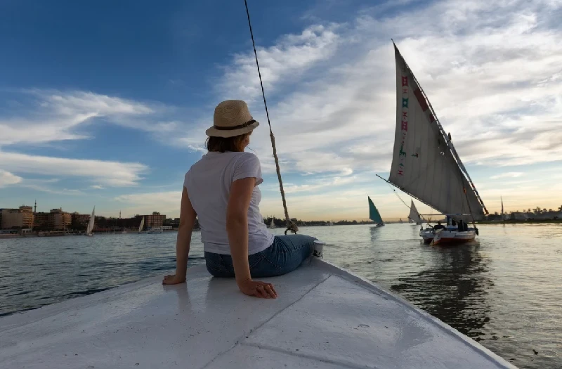 faluca por el río Nilo en Asuán - Viaje a Egipto en Navidad 