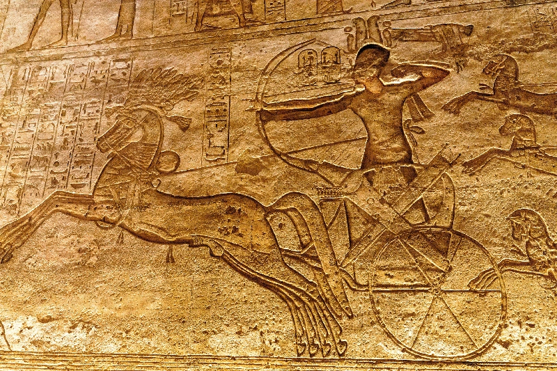mural dentro del Gran Templo de Abu Simbel en honor a Pharoah Rameses II