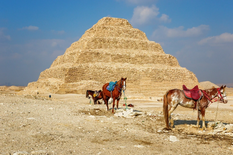 La Pirámide Escalonada de Zoser en Saqqara
