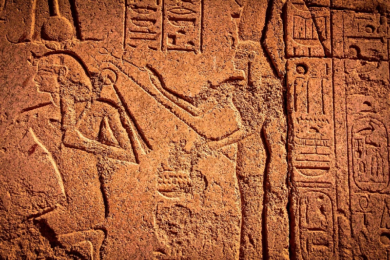 la Reina Cleopatra en el Muro del Templo de Karnak en Luxor