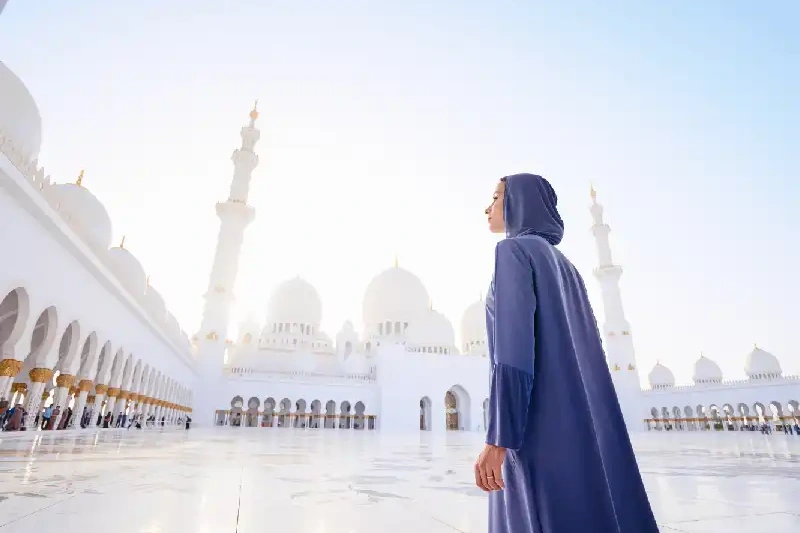 Moschea dello Sceicco Zayed, Itinerario Dubai 7 Giorni  Moschea dello Sceicco Zayed, Itinerario Dubai 7 Giorni