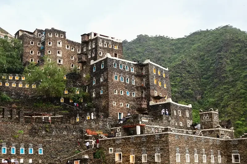 Rijal Almaa