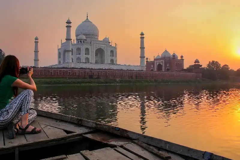 Taj Mahal, viaggio in india con guida italiana
