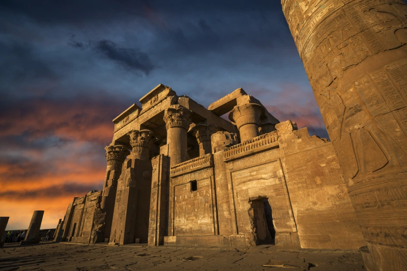 Templo Kom Ombo para dioses Horus y Sobek, Egipto