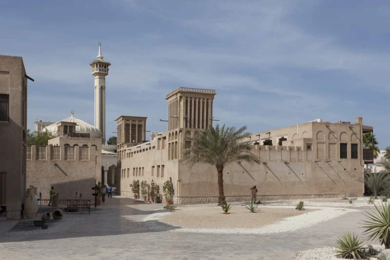 Al Fahidi barrio histórico, también conocido como Al Bastakiya, en Dubai, Emiratos Árabes