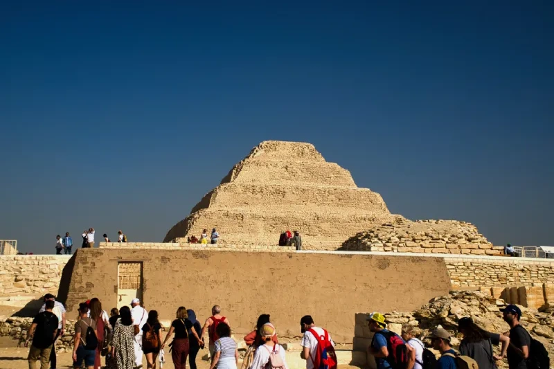 tante persone, piramide di Chefren