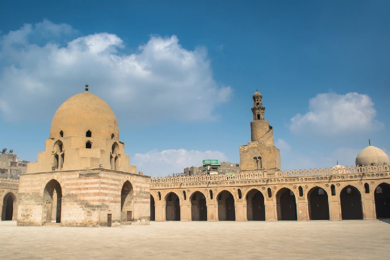 Mezquita de Ibn Tulun en El Cairo