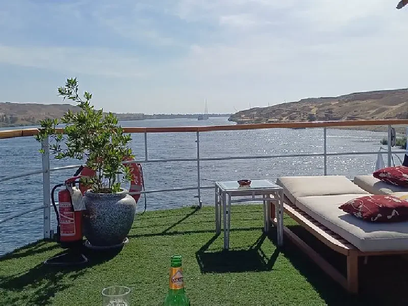 a bordo del motonave , Movenpick ms royal lily motonave