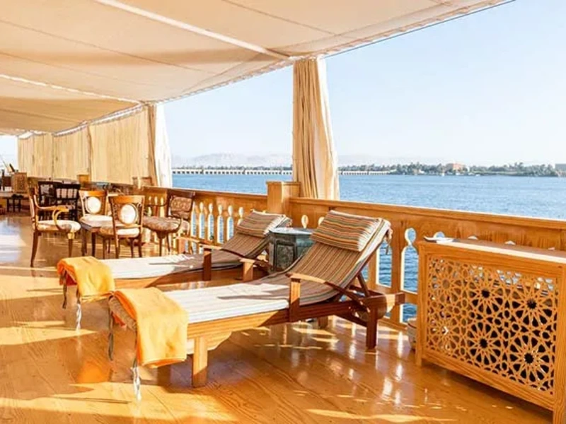 sundeck nuun e nuut, dahabeya nuun e nuut