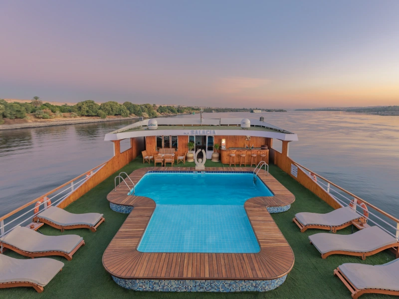 Crucero MS Salacia en Navidad – Vive el lujo en el corazón del Nilo 1