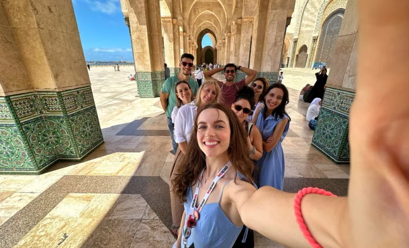 un gruppo in marocco , tour  marocco 5 giorni
