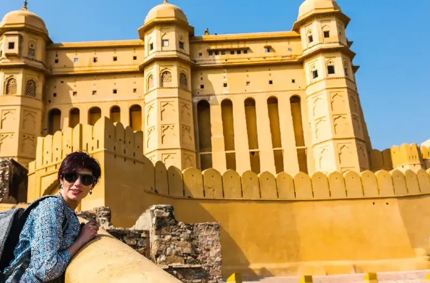 Amber Fortezza , viaggio in India