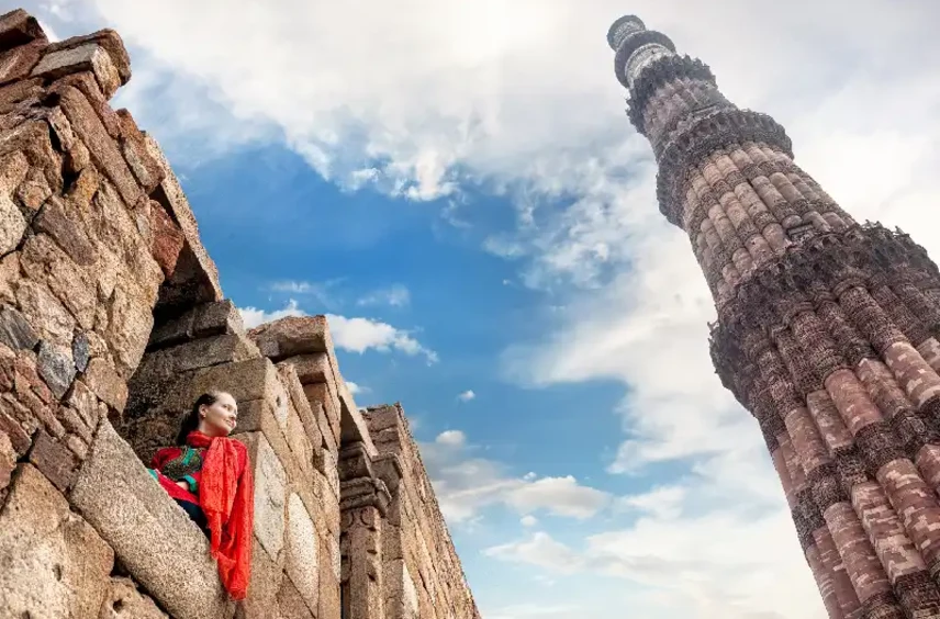 Qutub Minar, Viaggi in india