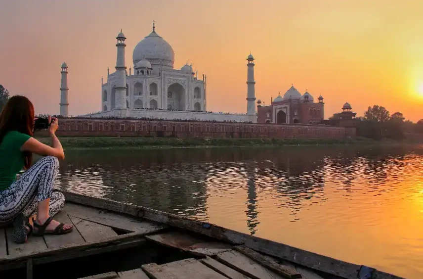 Taj Mahal, viaggio in india con guida italiana