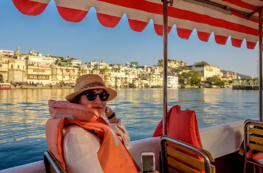 Lago Pichola, Vacanza in India