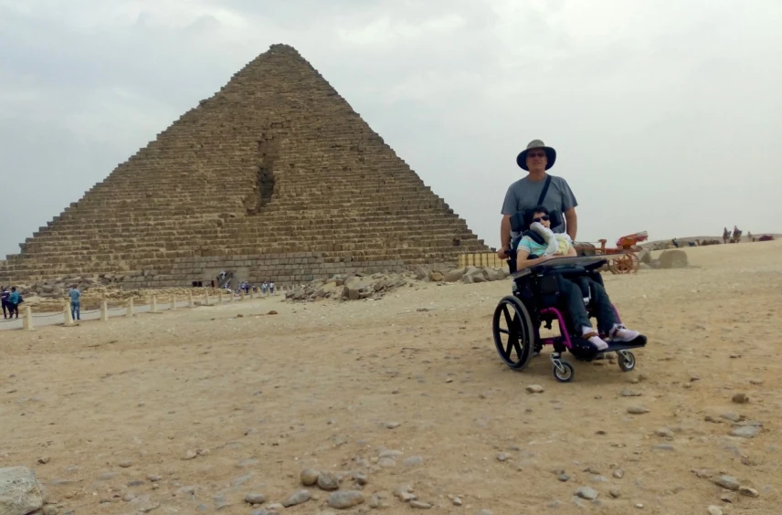 tour egito acessível cadeirantes