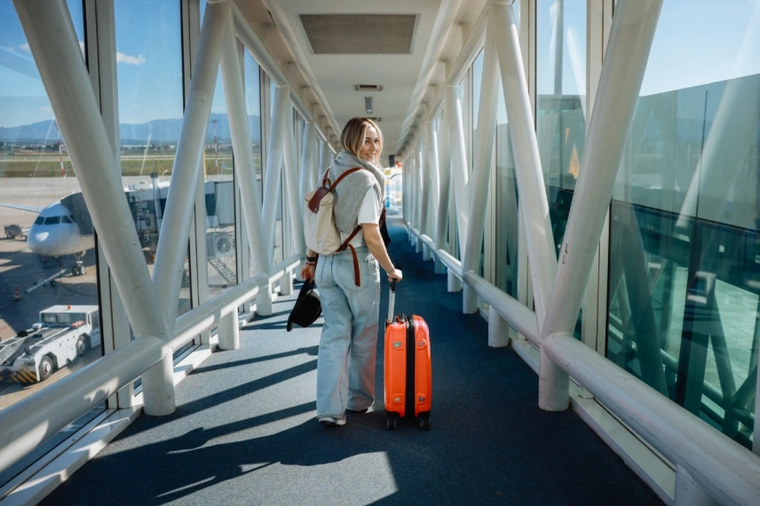 Peak Season vs. Low Season: Same Destination, Different Trip