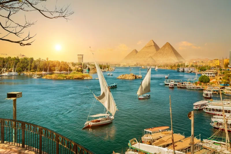 Assuan e le piramidi, pasqua in egitto
