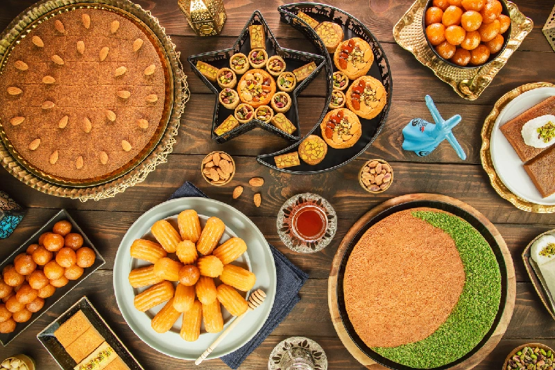 Deliciosa colección de postres tradicionales egipcios. Deliciosa colección de postres tradicionales egipcios.