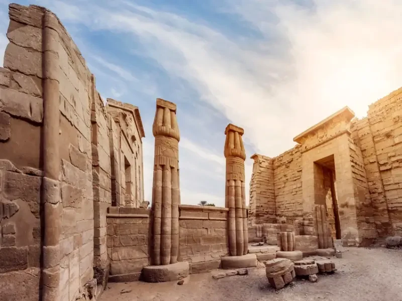 Perchè devi visitare il Tempio di Medinet Habu? Perchè devi visitare il Tempio di Medinet Habu?