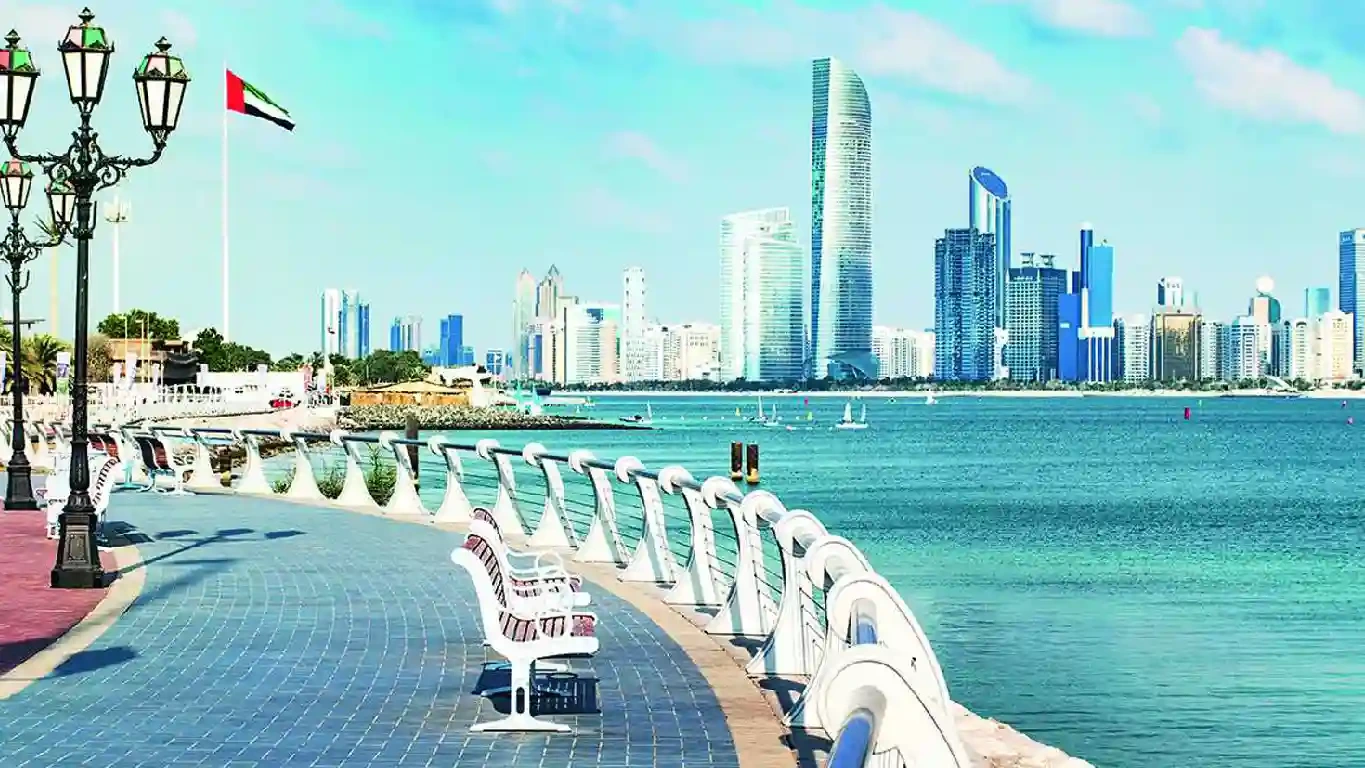 Cornice di Abu Dhabi , Citta di Abu Dhabi