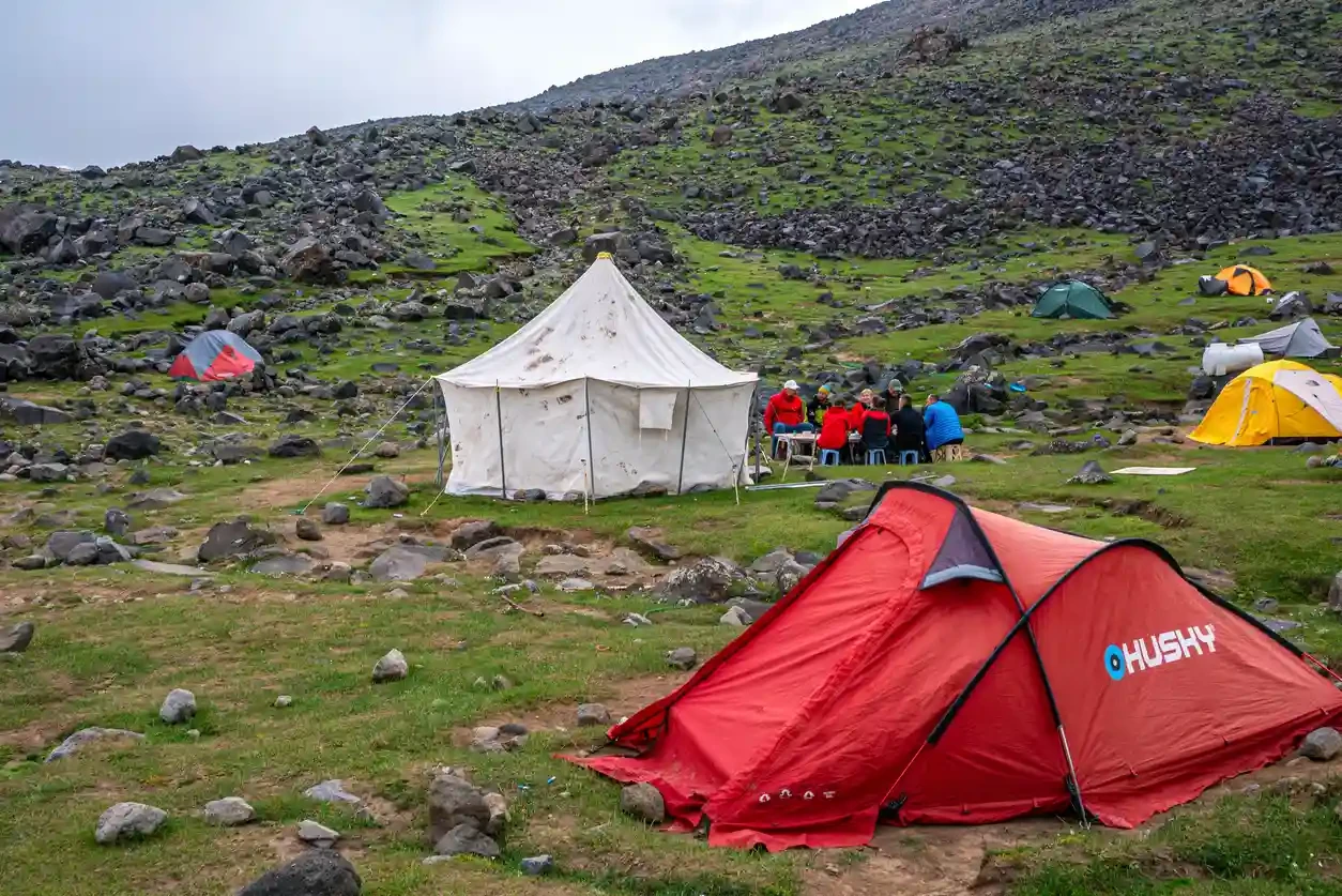 camping monte ararat , monte ararat