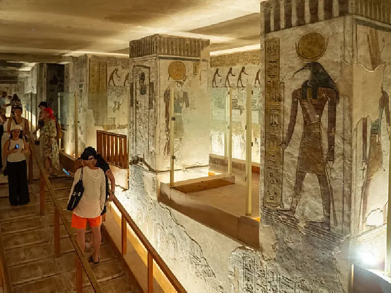 La tomba di Amenofi III