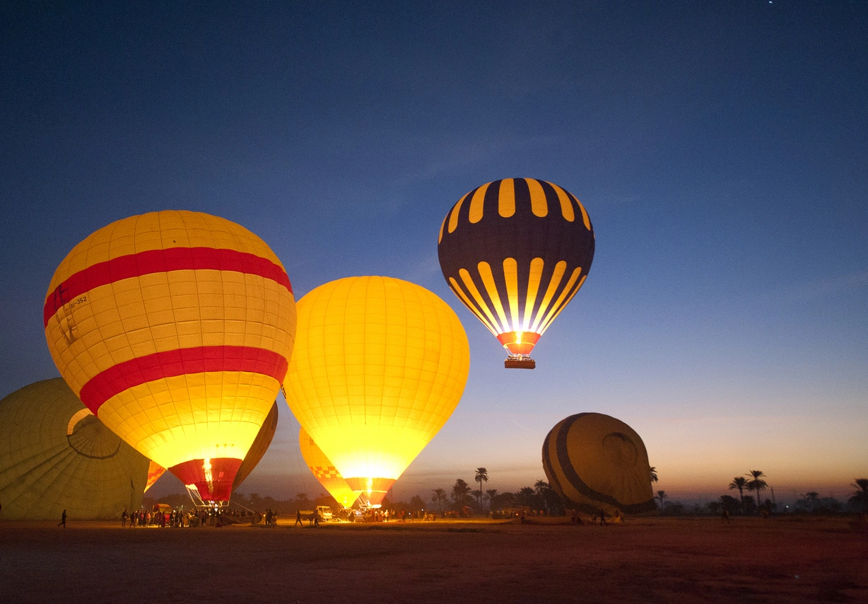 Paseo en Globo Aerostático vs Visita al Amanecer en Luxor 3
