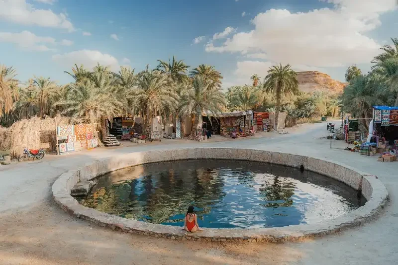 Una ragazza dell’Oasi di Siwa, vicino a Marsa Matrouh