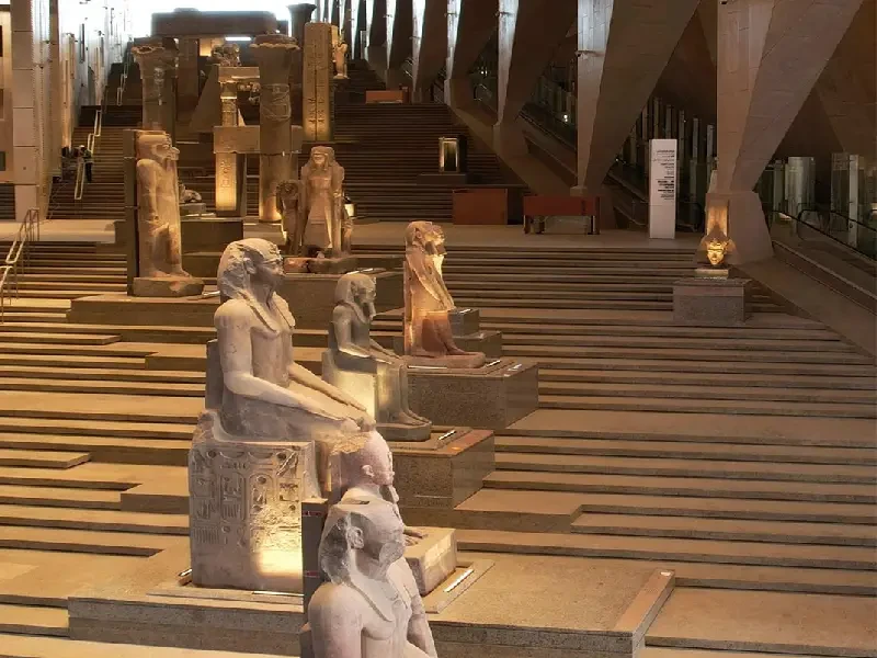 Dentro il Grande Museo Egizio