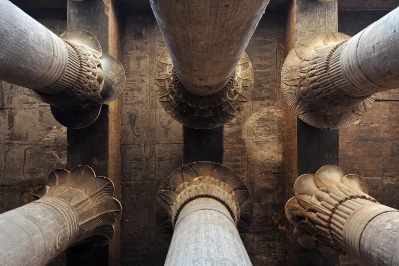 capitelli del soffitto del Tempio di Esna 