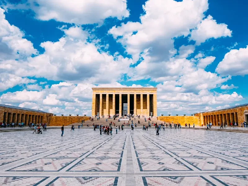 Il mausoleo di Atatürk una delle attrazioni di Ankara