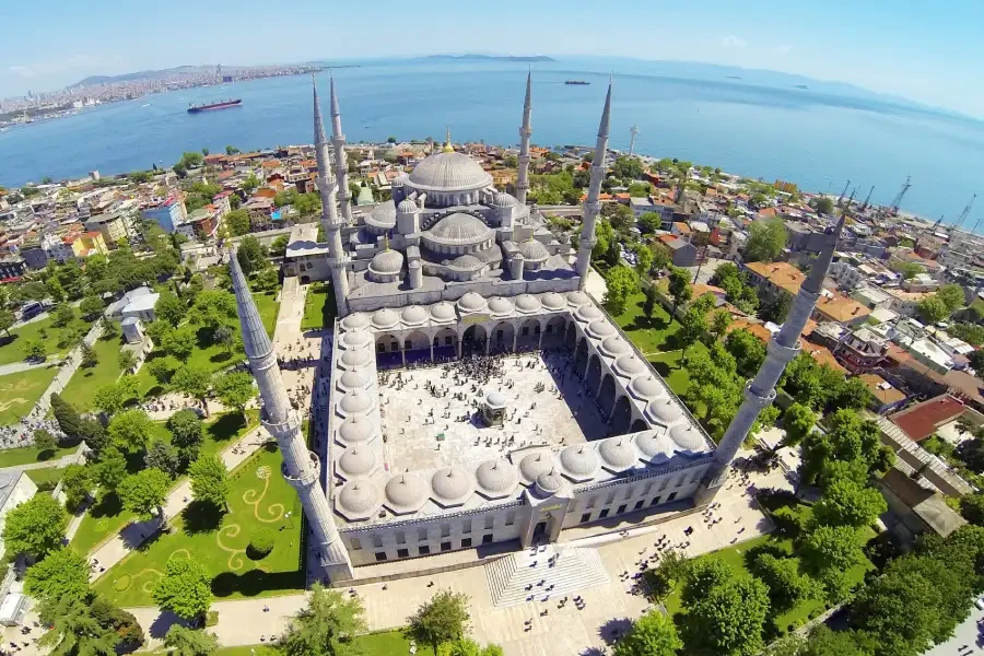 Mesquita Azul, Viagem Pela Turquia