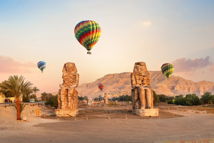 Colossos de Memnon, Viagem Pro Egito Pacote