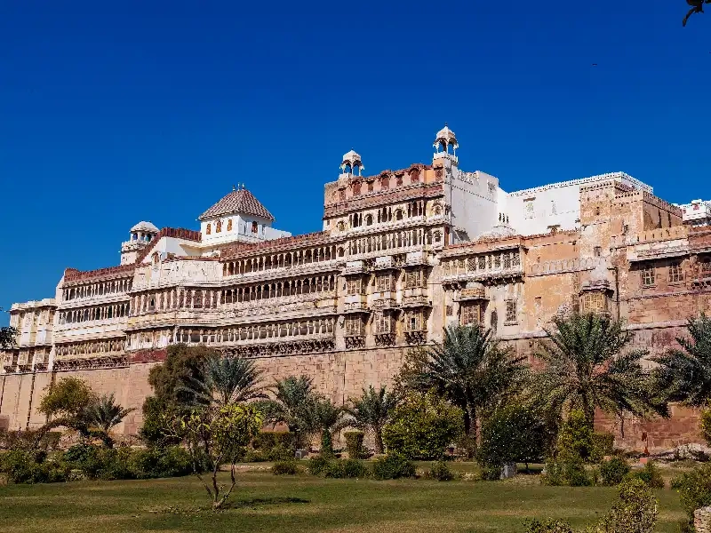 Forte di Junagarh, Vacanza India