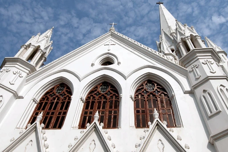 Igreja em Chennai, Tour Pela Índia