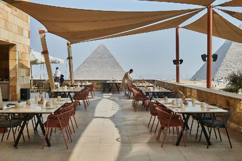 Spettacolo Suoni e Luci alle Piramidi Spettacolo Suoni e Luci alle Piramidi