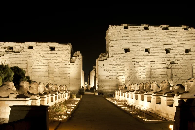 Spettacolo Suoni e Luci a Karnak Spettacolo Suoni e Luci a Karnak