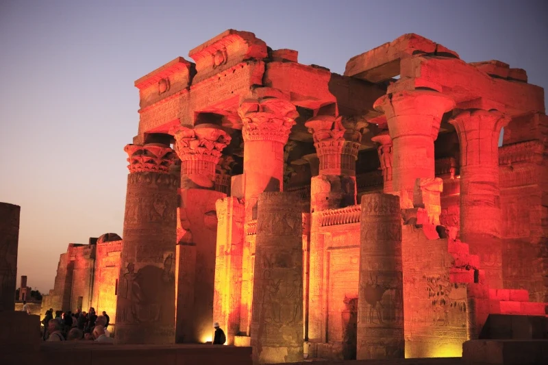 A estrutura de templo de Kom Ombo, Templo de Kom Ombo