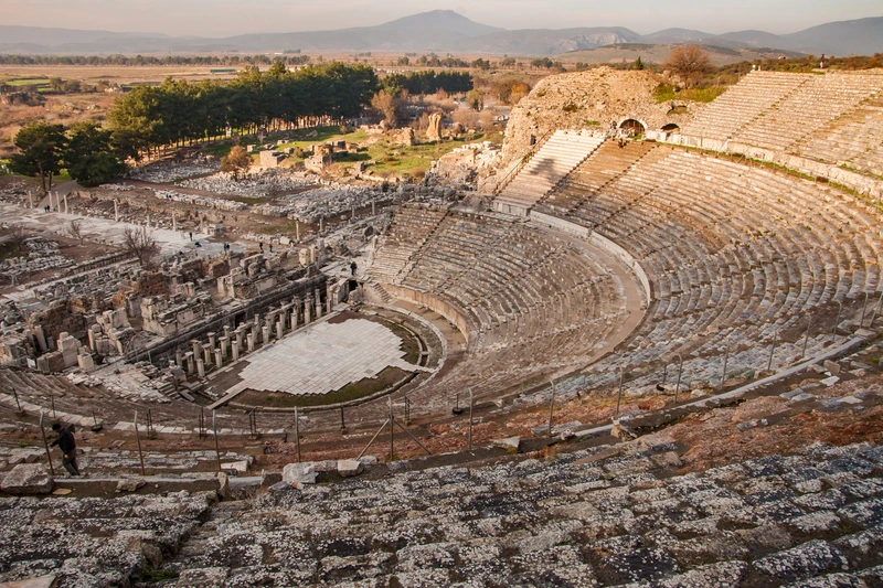 La ciudad antigua desde lo alto del Teatro de Éfeso La ciudad antigua desde lo alto del Teatro de Éfeso