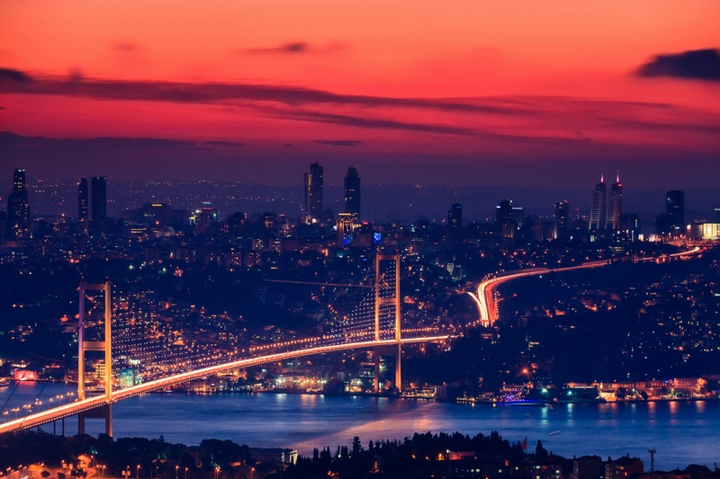 Puente del Bósforo al atardecer Puente del Bósforo al atardecer