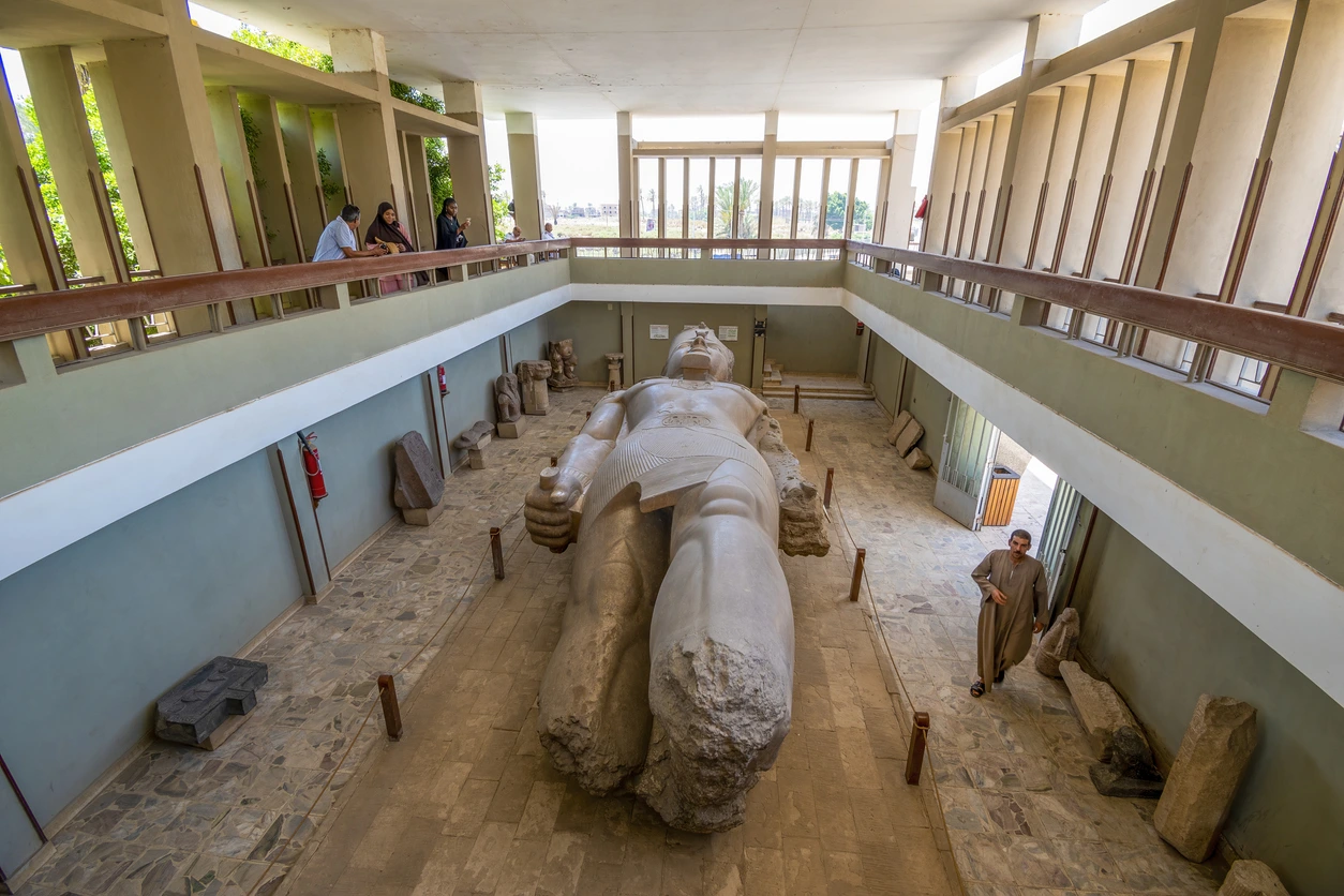 Memphis Egipto – Guía Esencial de la Antigua Capital Faraónica 2