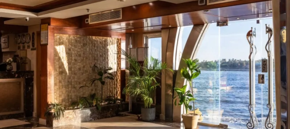 ingresso della nave, crociera sul nilo egitto