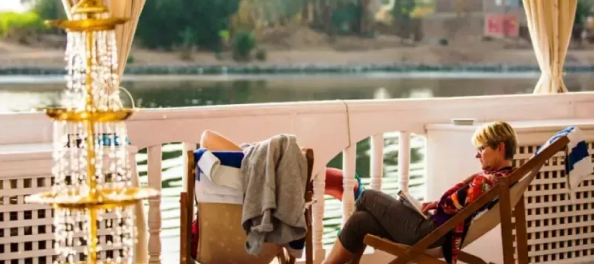 dahabeya amoura, crociera sul nilo di lusso