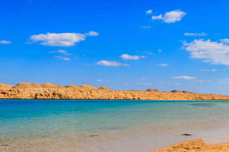 Bellissimo lago nel parco nazionale di Ras Mohammed, Egitto a Natale