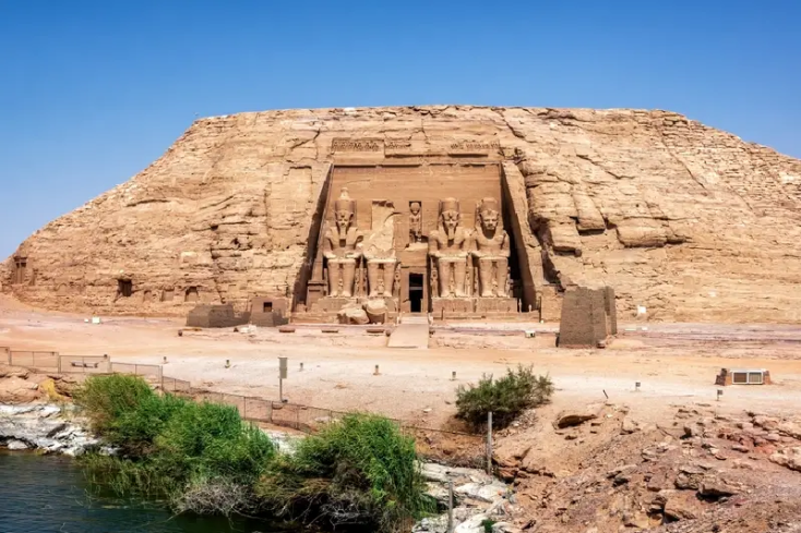 il tempio di nefertari ad abu simbel, la regina nefertari