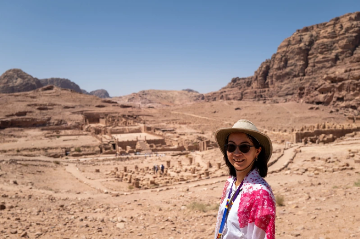 turista in visita in giordania, wadi mujib