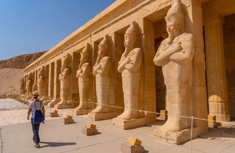 Escursione Luxor da Hurghada, Un uomo a Luxor